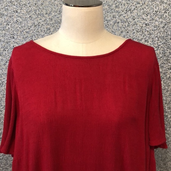 Lane Bryant Red Cut-Out Blouse – Flowy, Flirty & Lightweight Style T280 - Picture 2 of 6